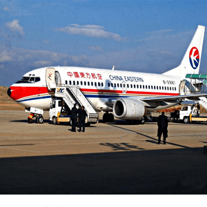 乌鲁木齐地窝堡航空空运航空快运业稳步发展的原因是什么？